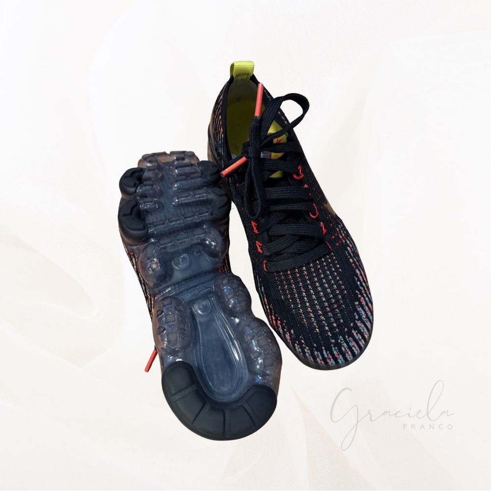 LIKE NEW Nike Women's Black Multicolor Knit Air VaporMax-Style Sneakers - Picture 4 of 5